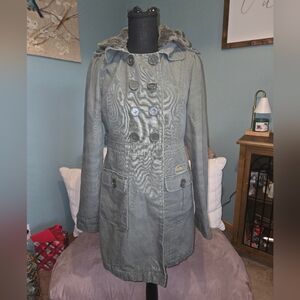 Adorable Women's Billabong Jacket